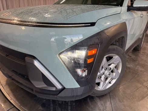 Certified 2024 Hyundai Kona SE image 9