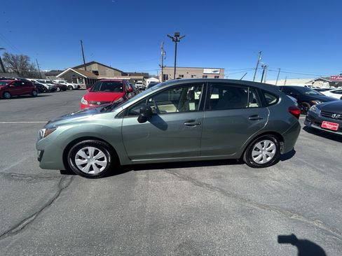 Used 2016 Subaru Impreza 2.0i image 4