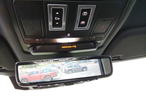 Used 2022 Land Rover Defender 110 X AWD/4WD image 28