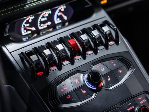 Used 2017 Lamborghini Huracan LP 580-2 image 38