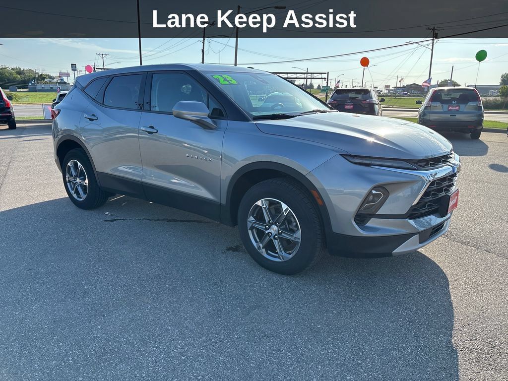 Used 2023 Chevrolet Blazer LT w/ Driver Confidence Package AWD/4WD image 9