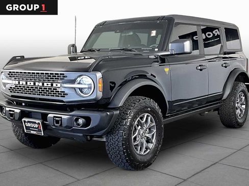 Used 2025 Ford Bronco Badlands AWD/4WD image 1