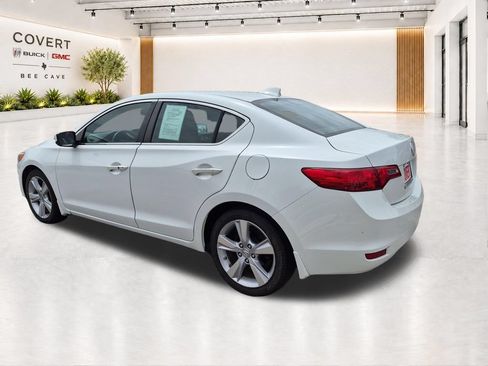 Used 2015 Acura ILX w/ Technology Package FWD image 8