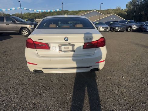 Used 2017 BMW 540i xDrive image 15