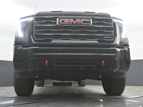 Used 2025 GMC Sierra 2500 AT4 w/ AT4 Premium Plus Package image 28