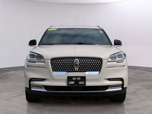 Used 2024 Lincoln Aviator Reserve w/ Equipment Group 201A AWD/4WD image 2