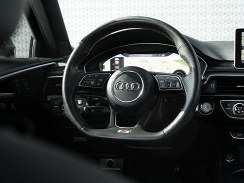 Used 2019 Audi A4 2.0T Prestige AWD/4WD image 9