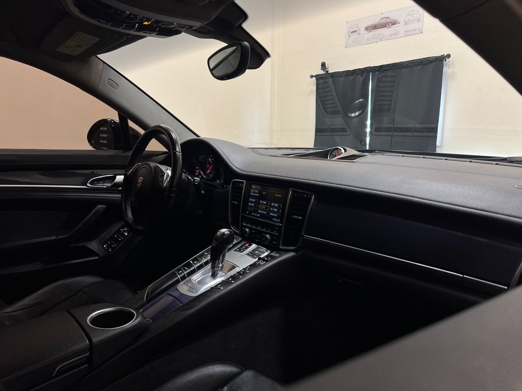 Used 2014 Porsche Panamera 4 AWD/4WD image 25