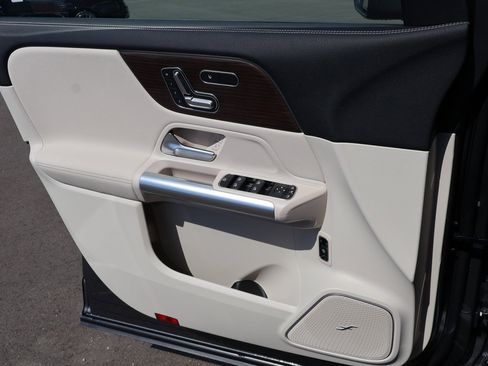 New 2026 Mercedes-Benz GLA 250 4MATIC image 38