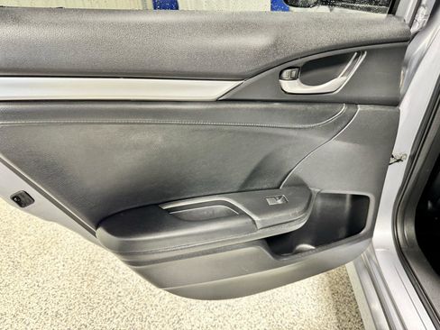 Used 2018 Honda Civic EX-L image 16