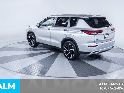 Used 2024 Mitsubishi Outlander SE FWD image 7