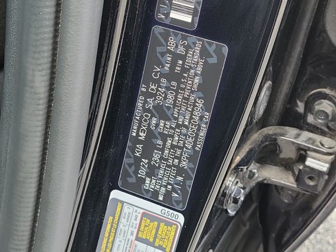 Used 2025 Kia K4 FWD image 30