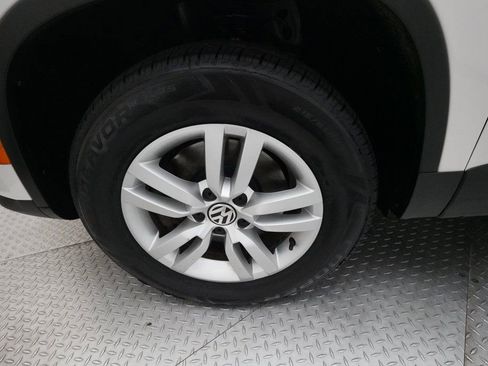 Used 2013 Volkswagen Tiguan SEL image 25