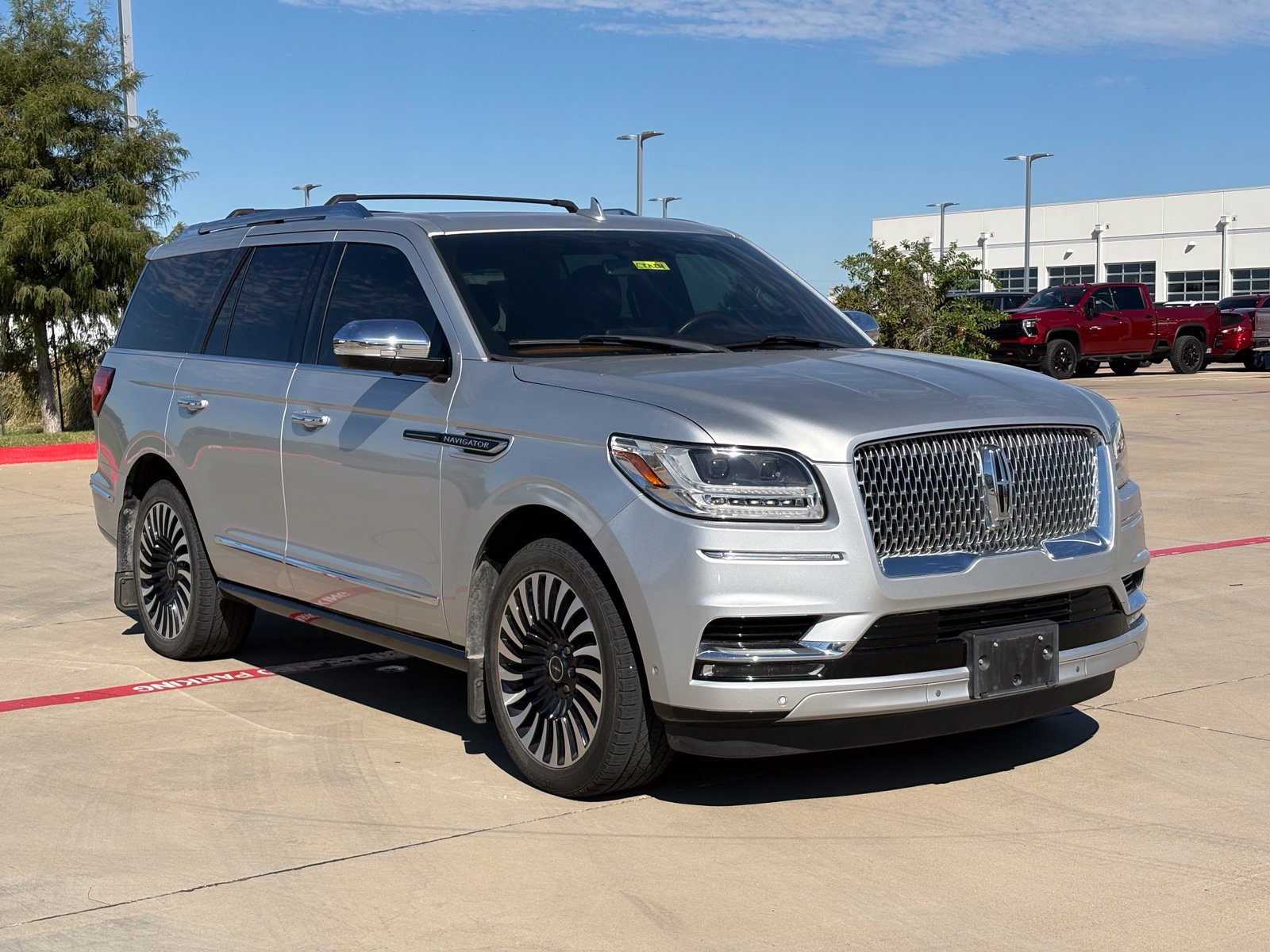 Used 2019 Lincoln Navigator Black Label w/ Cargo Package AWD/4WD image 1