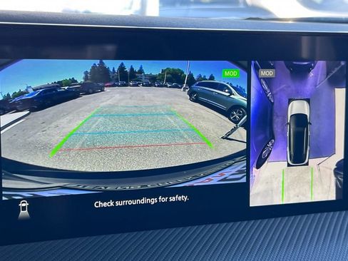 New 2025 Nissan Kicks SR w/ Illumination Package FWD image 16
