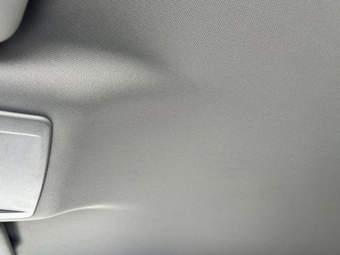 Used 2023 Nissan Rogue S image 19