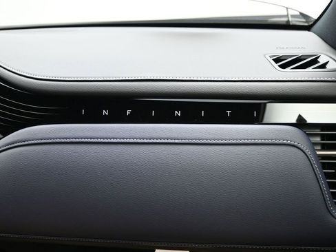 New 2026 INFINITI QX80 4WD w/ Sport Exterior Package image 21