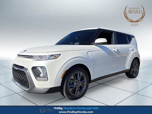 Used 2021 Kia Soul S FWD image 1