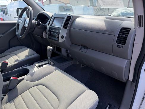 Used 2019 Nissan Frontier S image 21