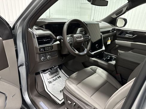 New 2026 GMC Yukon XL Elevation w/ LPO, Floor Liner Package image 10