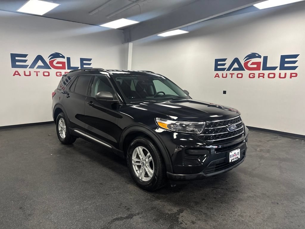 Used 2021 Ford Explorer XLT w/ Class III Trailer Tow Package AWD/4WD image 1