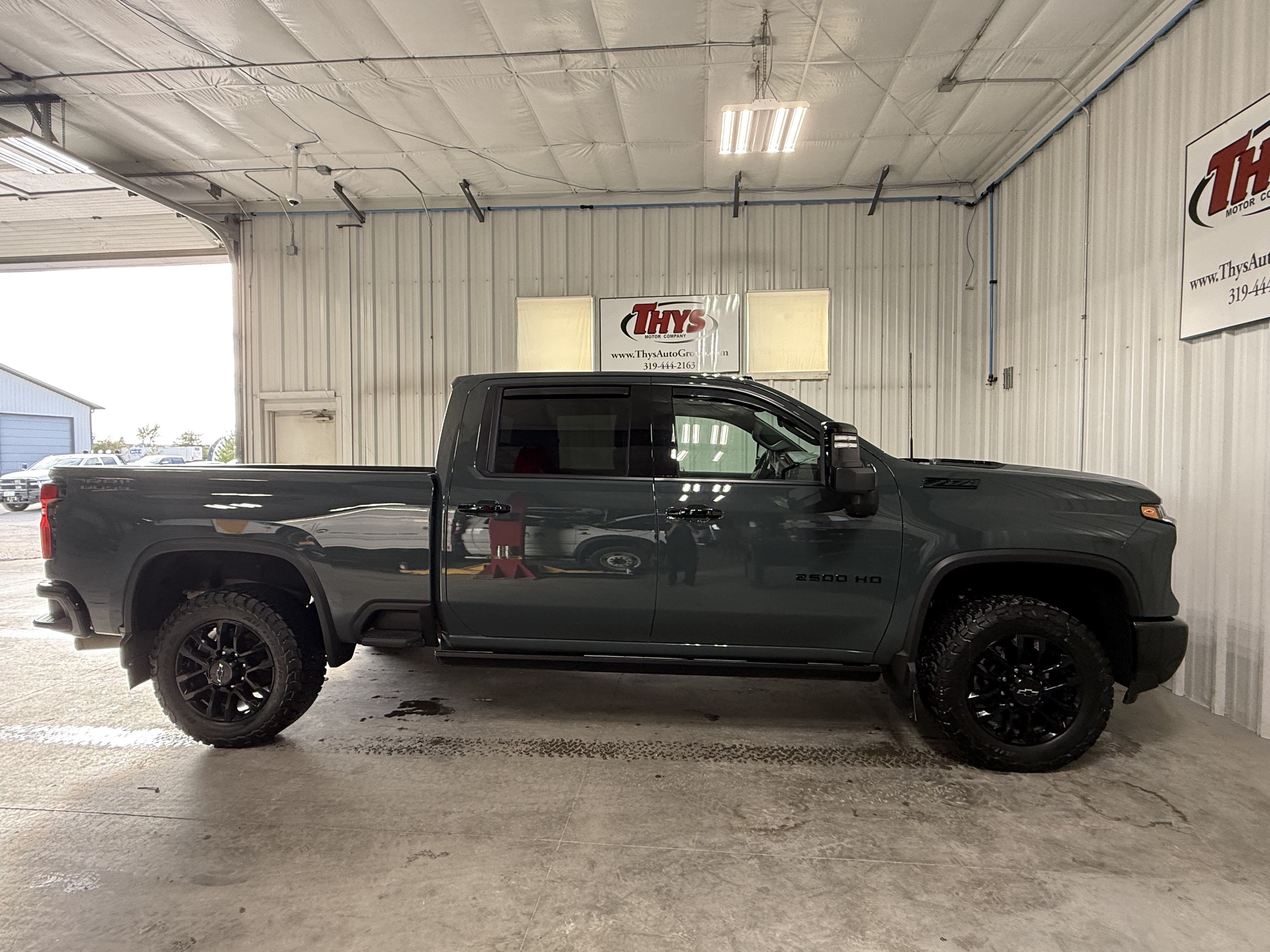 Used 2026 Chevrolet Silverado 2500 LTZ w/ LTZ Plus Package AWD/4WD image 2