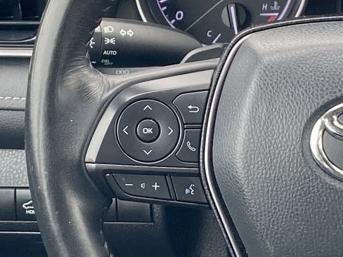 Certified 2023 Toyota Camry SE image 17