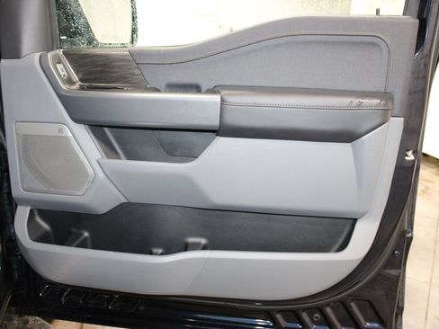 Used 2025 Ford F150 Lariat w/ Equipment Group 501A Mid AWD/4WD image 40