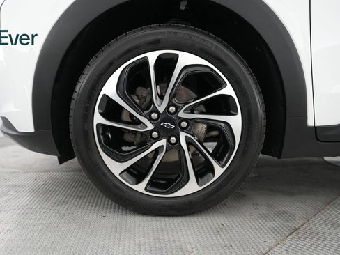 Used 2023 Chevrolet Bolt EUV Premier image 20