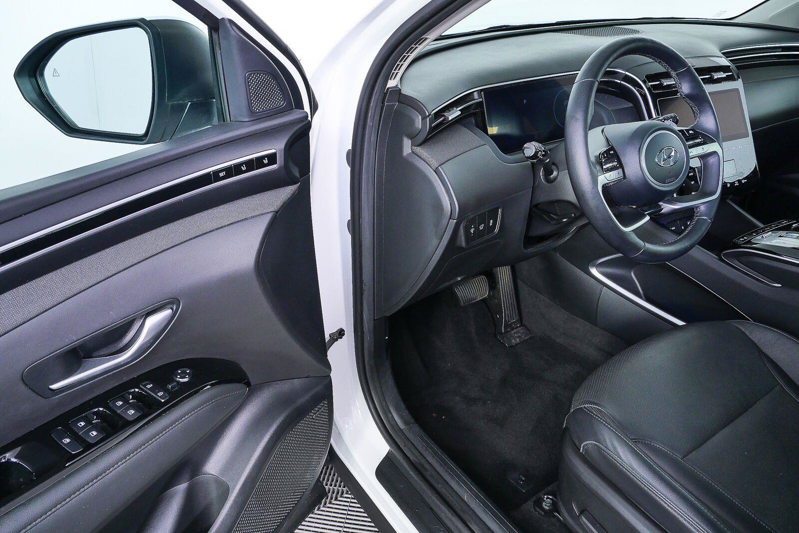 Used 2024 Hyundai Tucson Limited FWD image 8