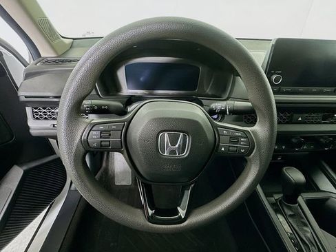 Certified 2023 Honda Accord EX image 22