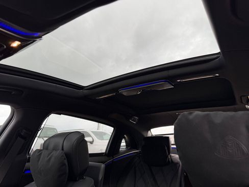 Certified 2025 Mercedes-Benz Maybach S 580 4MATIC image 7