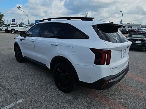 Used 2025 Kia Sorento SX Prestige w/ Olive Brown Leather Package image 5