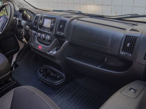 Used 2018 RAM ProMaster 3500 w/ Premium Appearance Group FWD image 18