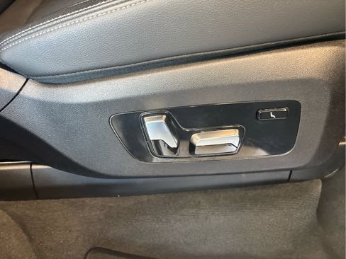 Used 2019 BMW X7 xDrive50i w/ M Sport Package image 29