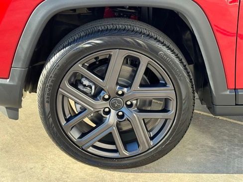 New 2026 Jeep Compass Latitude image 7