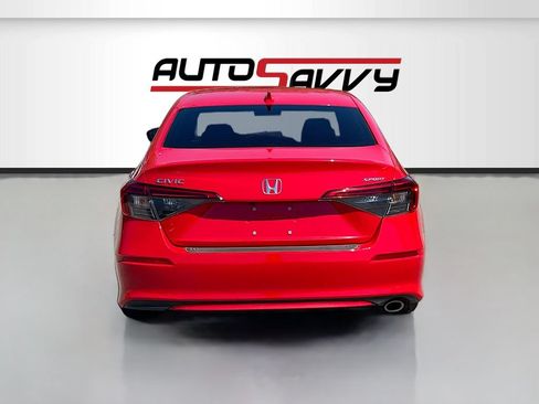 Used 2024 Honda Civic Sport image 6