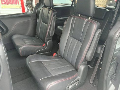 Used 2018 Dodge Grand Caravan GT FWD image 9