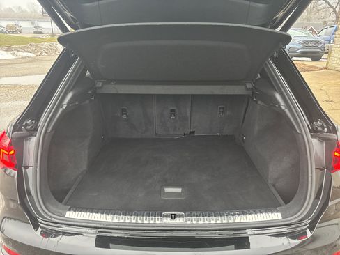 Used 2022 Audi Q3 2.0T Premium w/ Convenience Package image 7