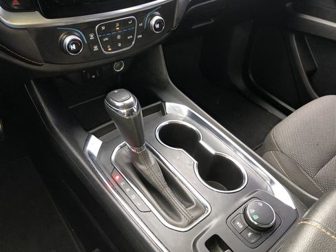 Used 2020 Chevrolet Traverse LT w/ LPO, Cargo Package image 19