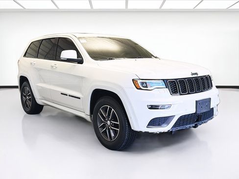 Used 2019 Jeep Grand Cherokee High Altitude image 3