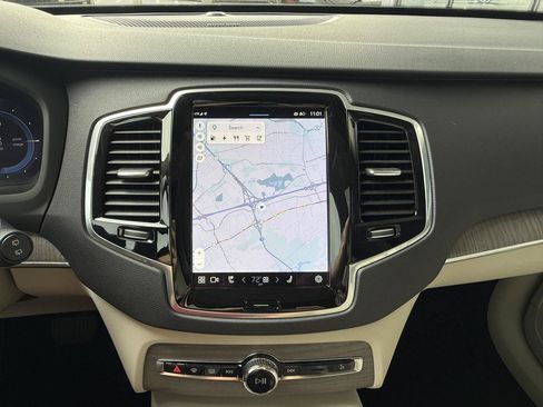 Used 2023 Volvo XC90 T8 Plus w/ Protection Package Premier AWD/4WD image 21