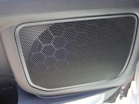 Certified 2026 Toyota Sienna XLE FWD image 31