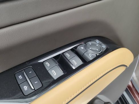 Used 2023 Cadillac Escalade Premium Luxury w/ LPO, Radiant Package RWD image 21