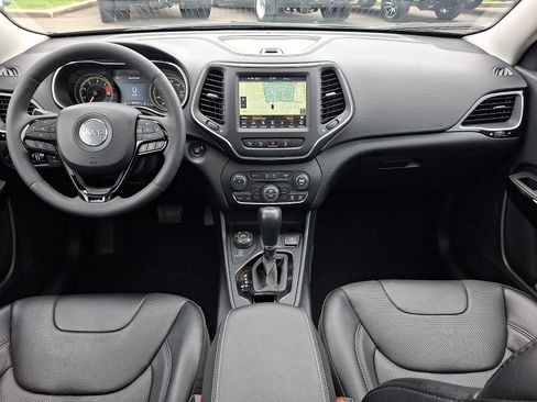 Used 2023 Jeep Cherokee Altitude Lux w/ Lux Elite Package AWD/4WD image 13