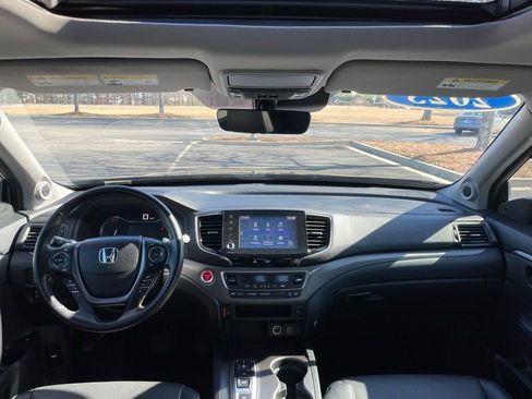 Certified 2023 Honda Ridgeline RTL image 8