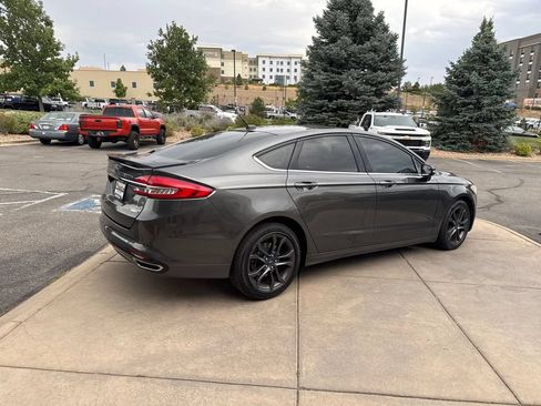 Used 2018 Ford Fusion SE w/ Equipment Group 201A AWD/4WD image 6