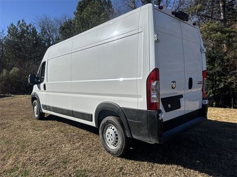 New 2025 RAM ProMaster 2500 w/ Convenience Group image 11