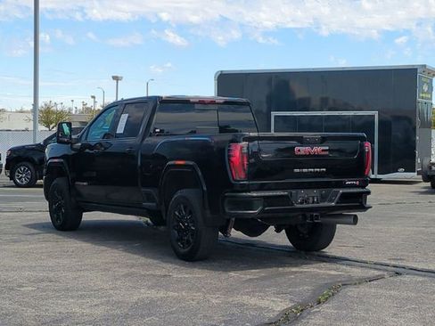 Used 2024 GMC Sierra 2500 AT4 w/ AT4 Premium Plus Package AWD/4WD image 6