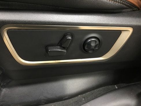 Used 2022 RAM 1500 Limited image 5